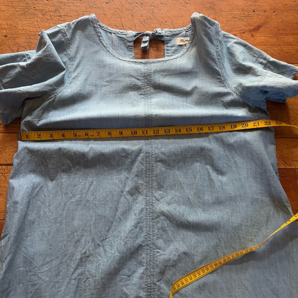 Madewell 100% cotton light Blue Denim mini Dress with ties in back - Picture 6 of 7